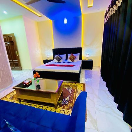Moonlight Guest House Rawalpindi Dış mekan fotoğraf