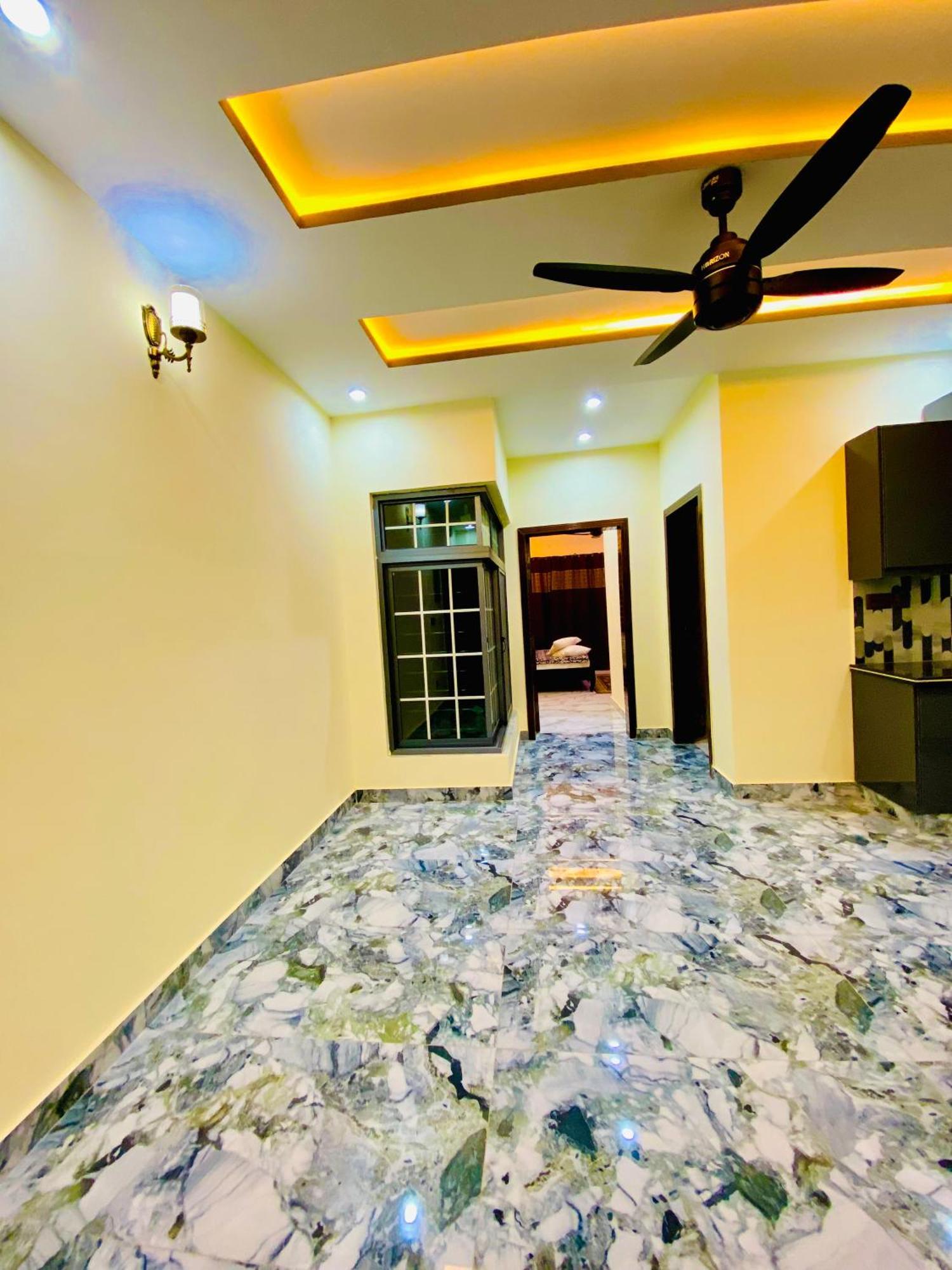 Moonlight Guest House Rawalpindi Dış mekan fotoğraf
