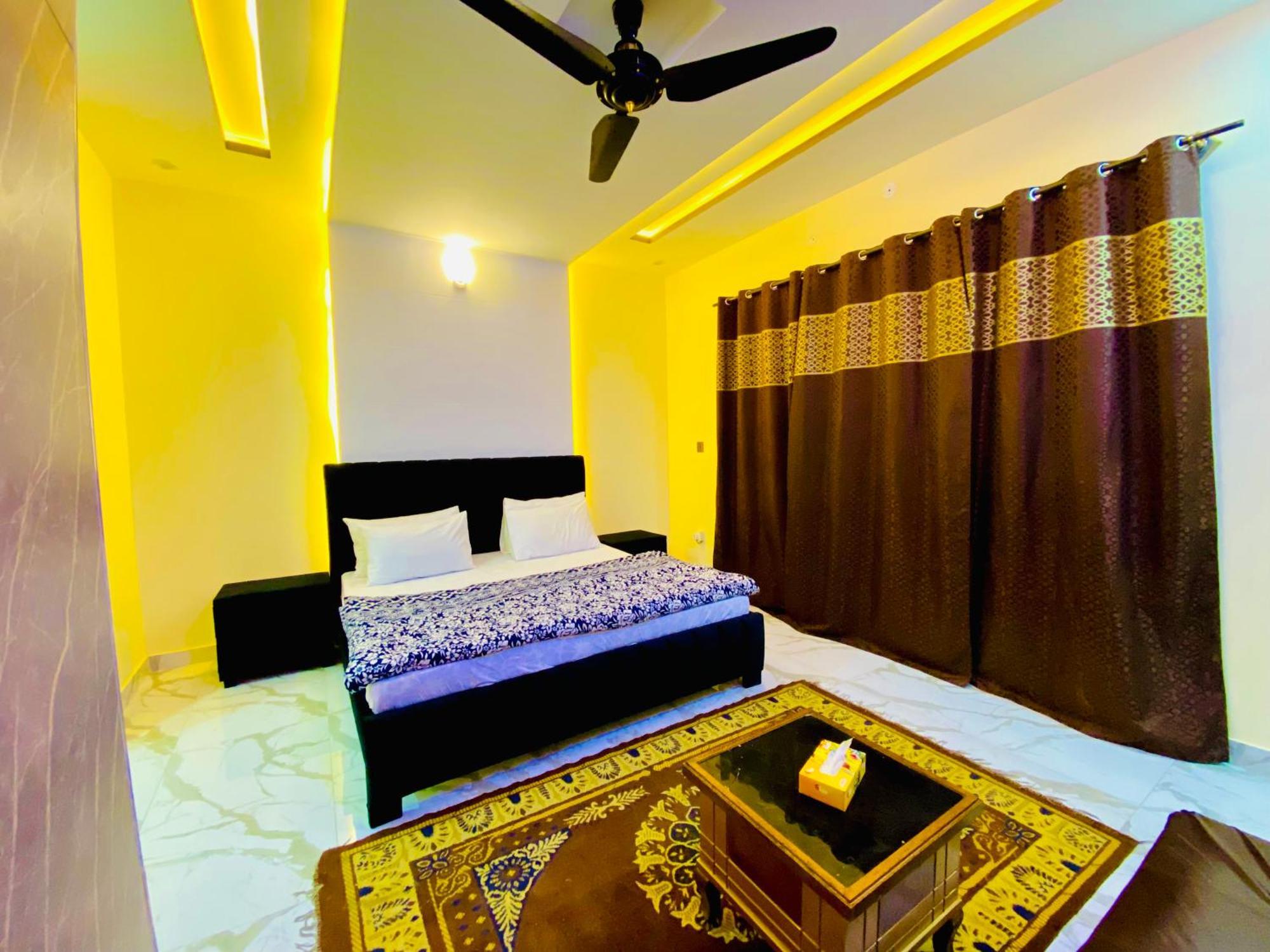 Moonlight Guest House Rawalpindi Dış mekan fotoğraf