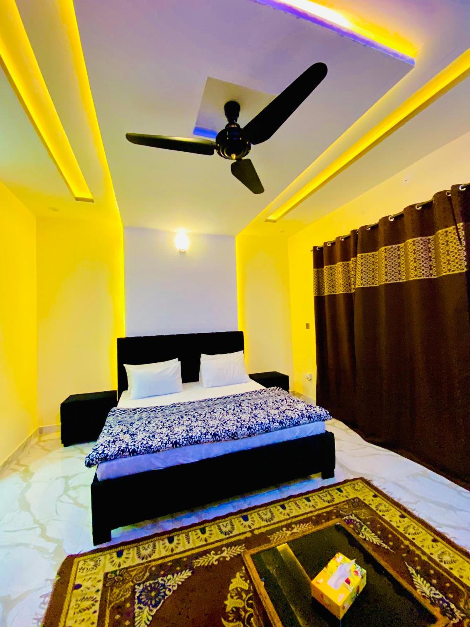 Moonlight Guest House Rawalpindi Dış mekan fotoğraf