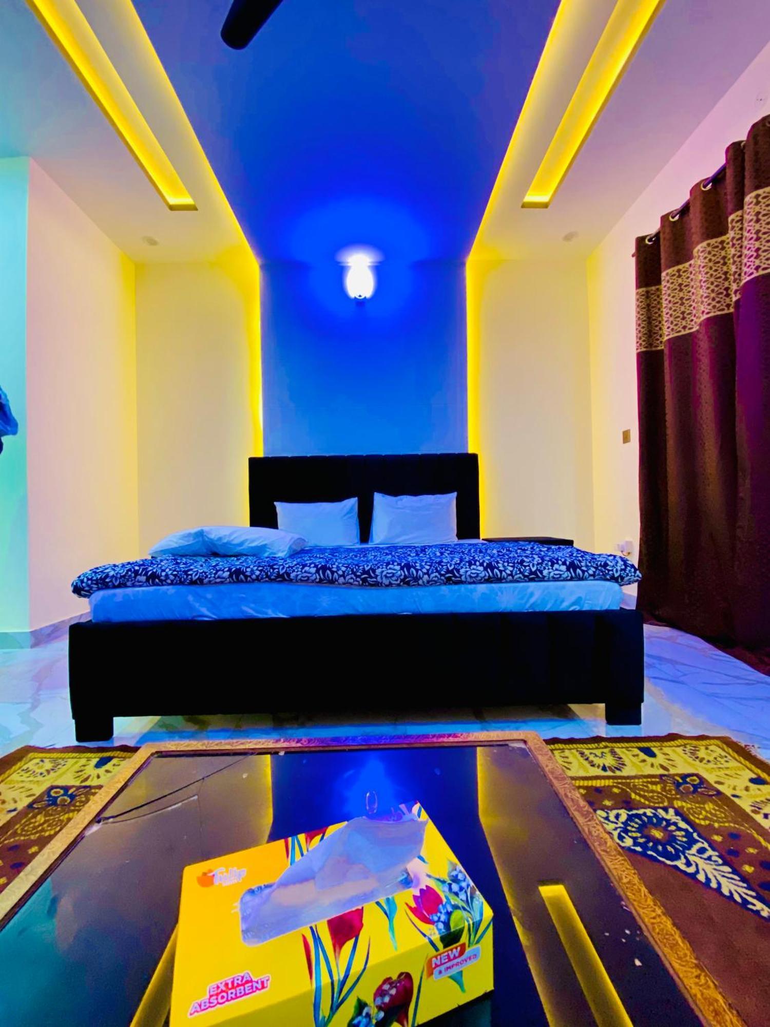 Moonlight Guest House Rawalpindi Dış mekan fotoğraf