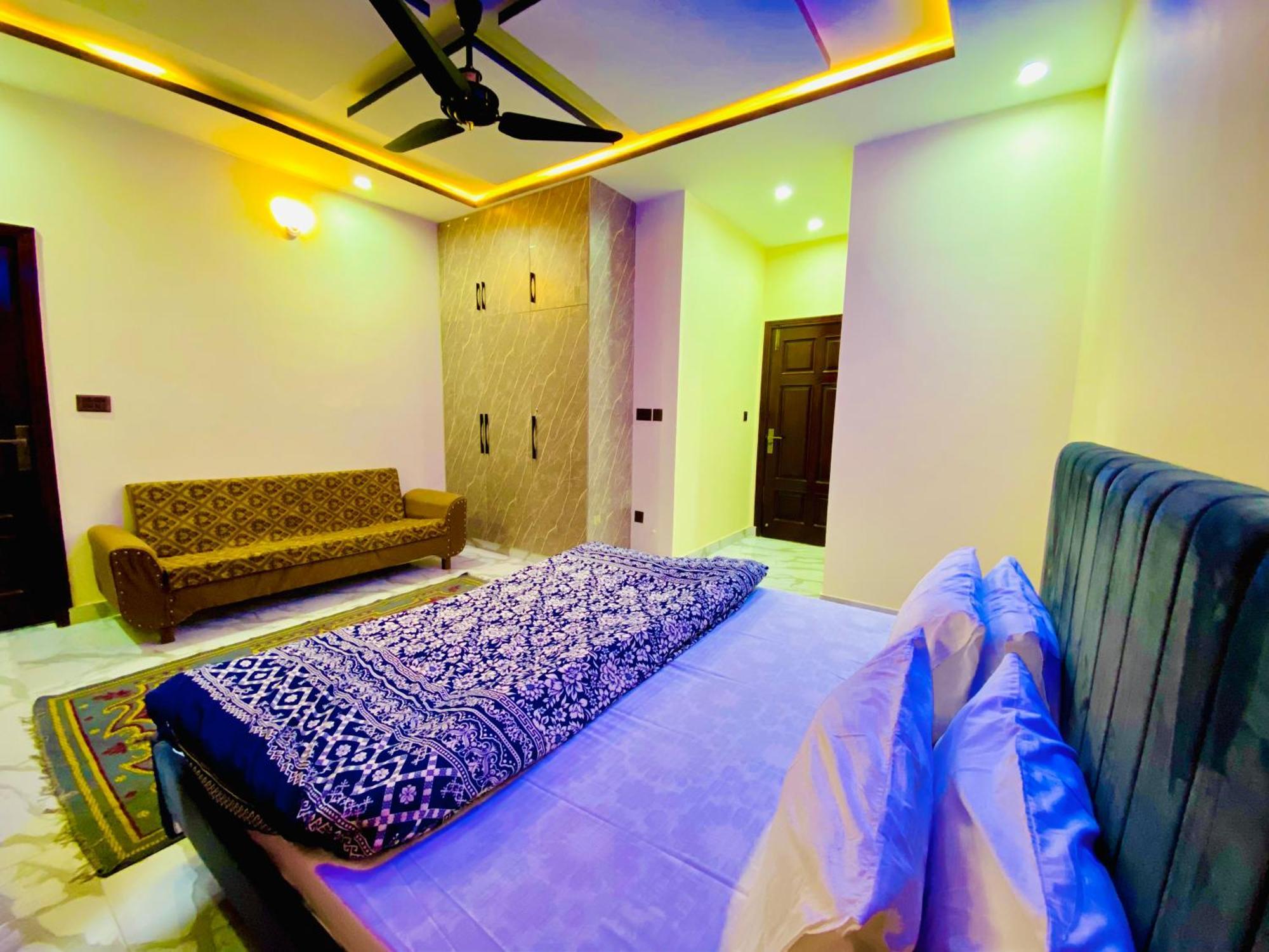 Moonlight Guest House Rawalpindi Dış mekan fotoğraf