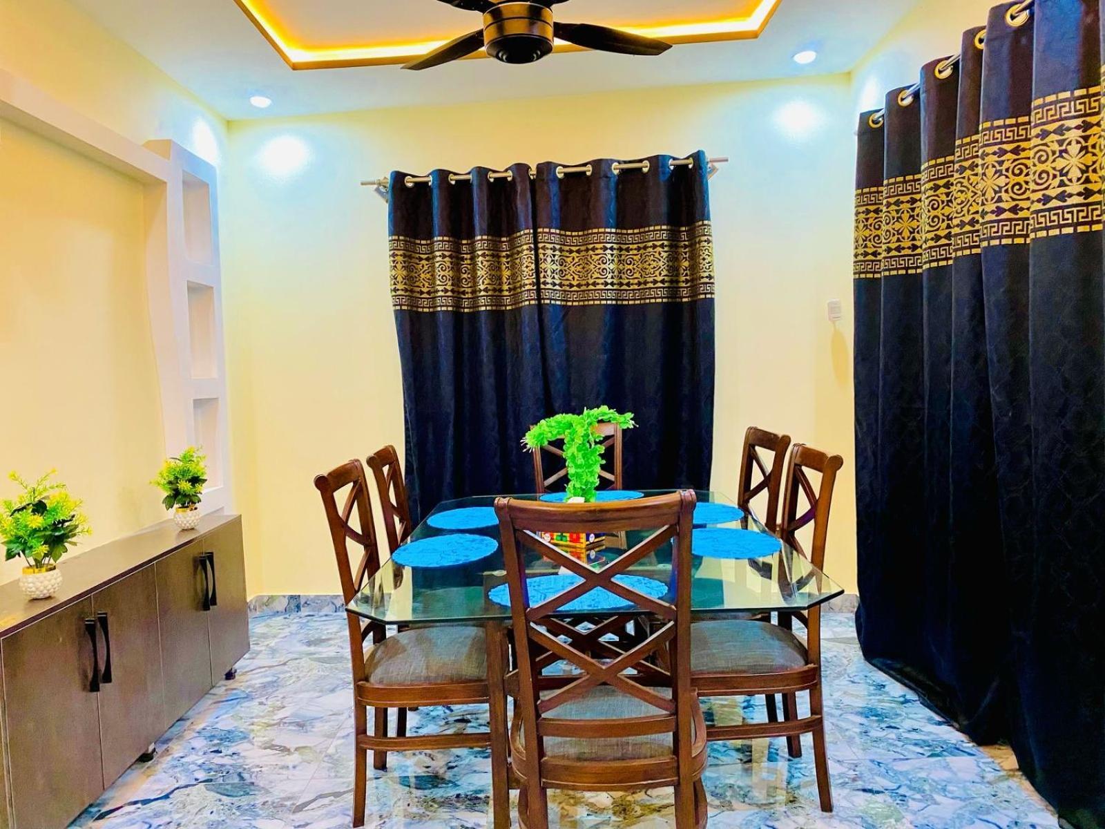Moonlight Guest House Rawalpindi Dış mekan fotoğraf